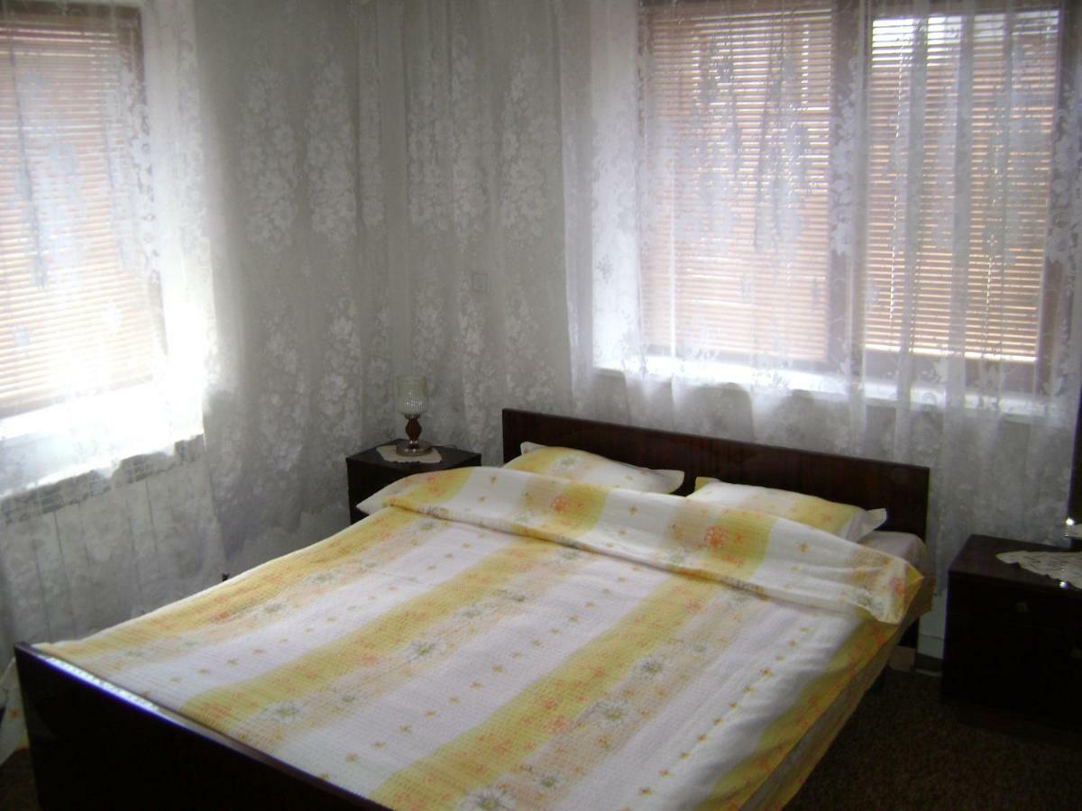 Guest House Denitsa ทริกราด ภายนอก รูปภาพ